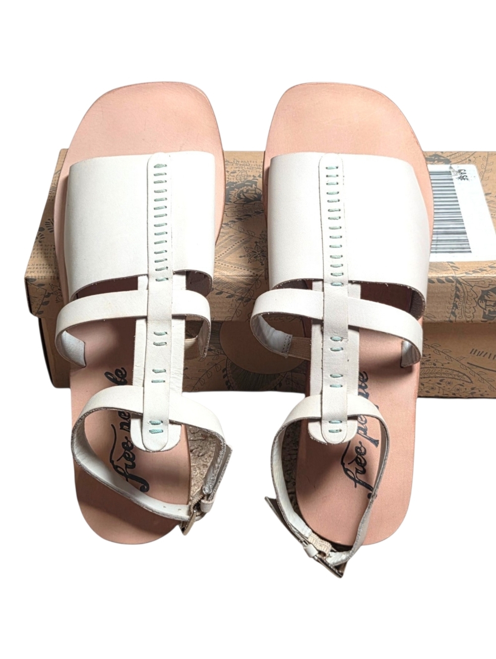 Free People Long Weekend Leather Gladiator Sandals Cream Flat 8.5 NIB - Picture 3 of 9
